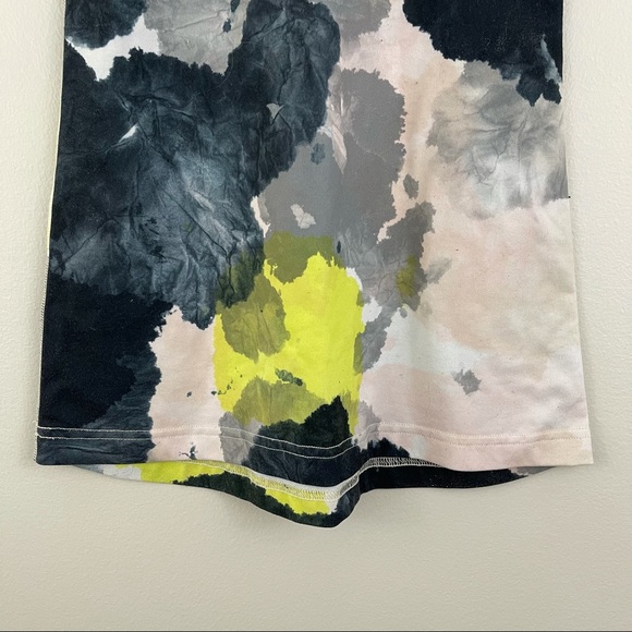 LULULEMON Green Watercolor Tinted Canvas Cool Racerback Tank Top - Picture 8 of 8